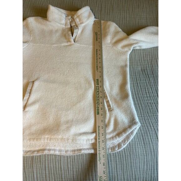 tXs Quarter button fleece pullover Ivory Size XL w/ Pocket. Super warm and cozy - Picture 4 of 6